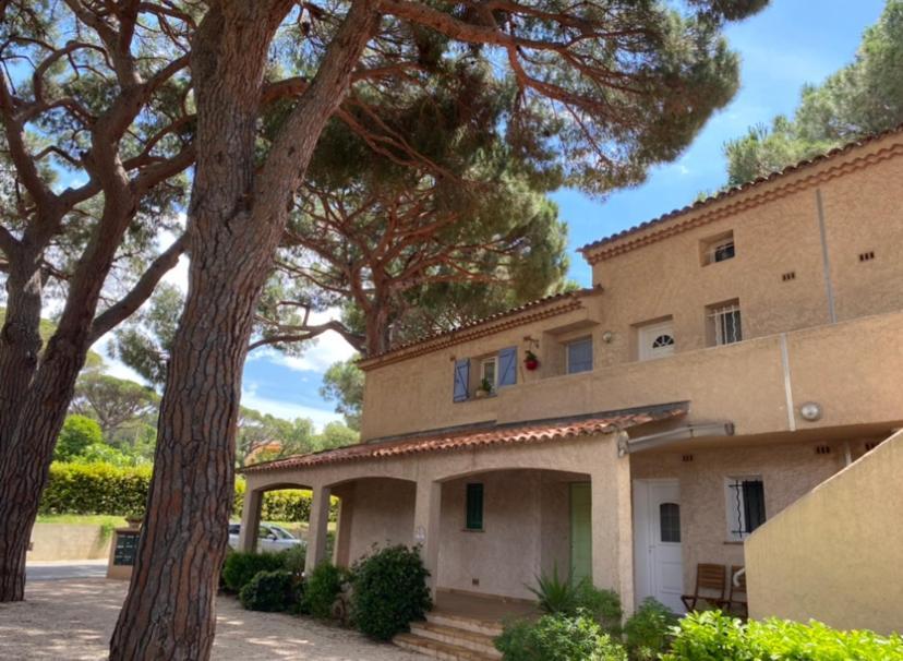 Appartement Les Grands Pins Les Issambres Esterno foto